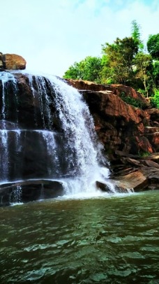 5 Mesmerizing Waterfalls in Idukki