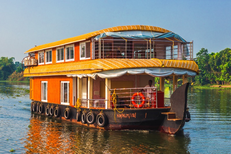 Kerala Honeymoon Package with Houseboat