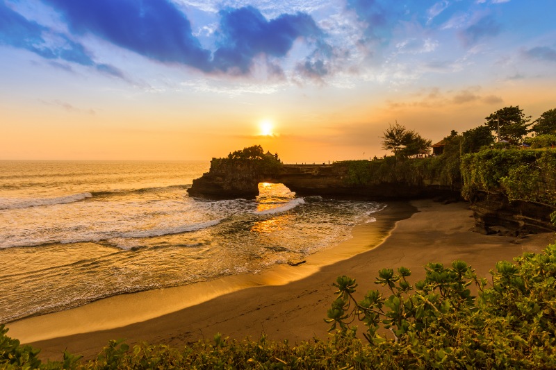 Bali Honeymoon Packages - Sunset Dinner Cruise