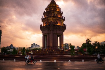 Full day Phnom Penh Tour