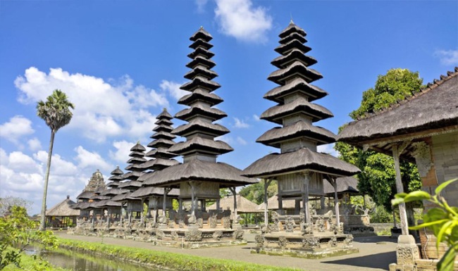Taman Ayun Temple
