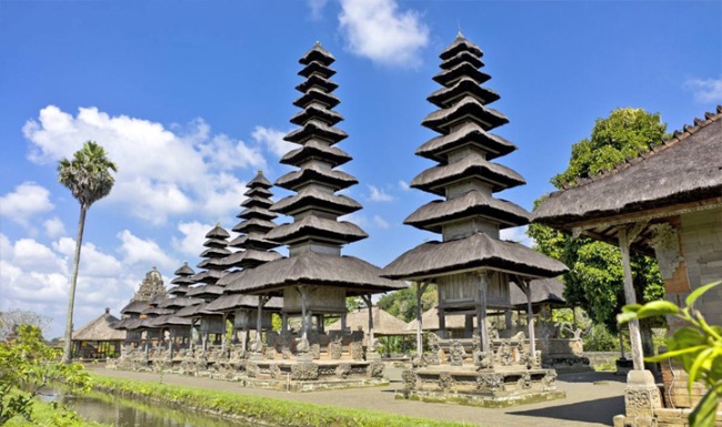 Taman Ayun Temple