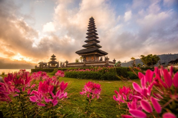 https://www.seasonzindia.com/international/bali-honeymoon-packages
