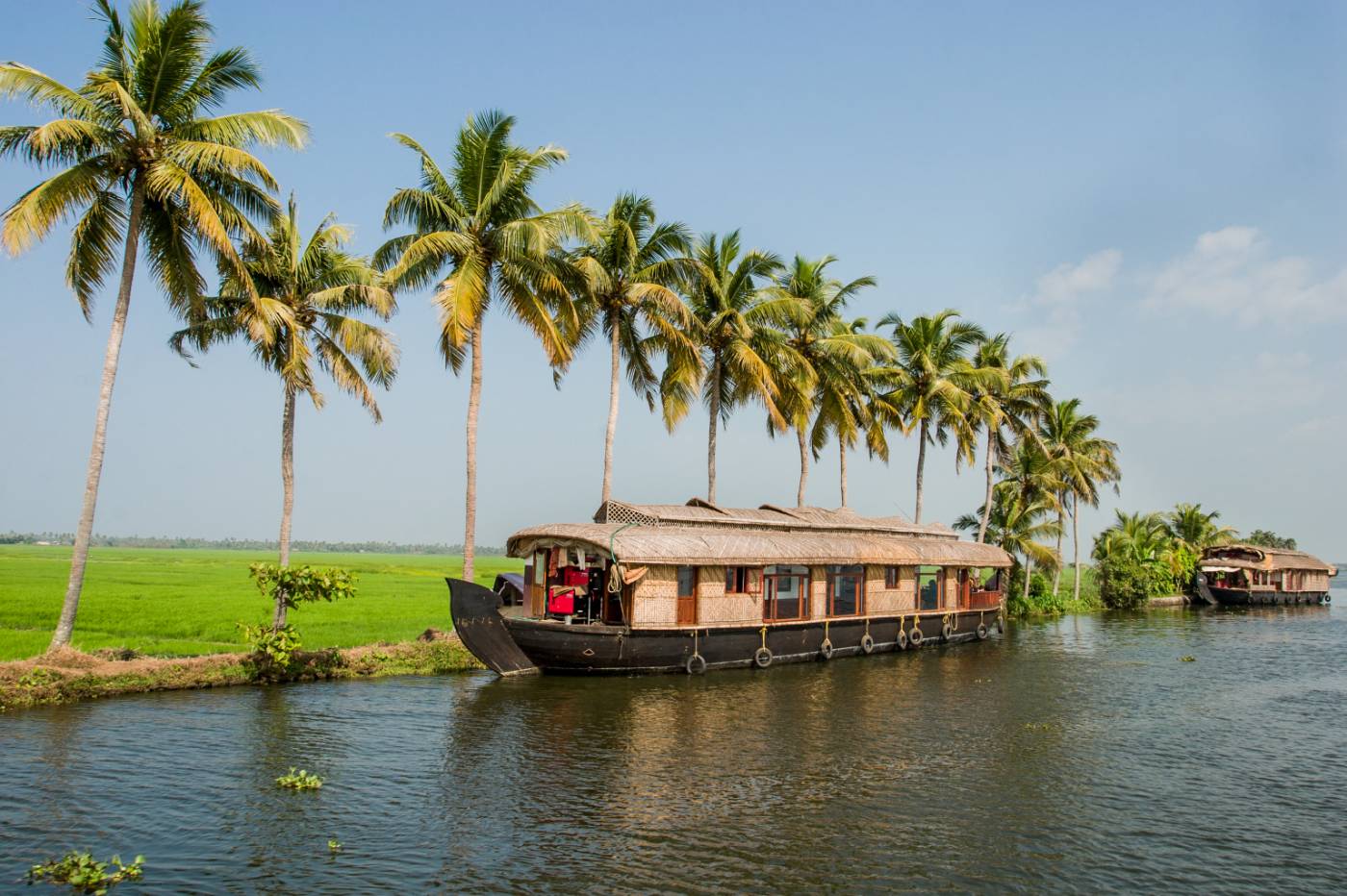 Kerala Trip Packages Visit Best Tourist Places in Kerala Seasonzindia