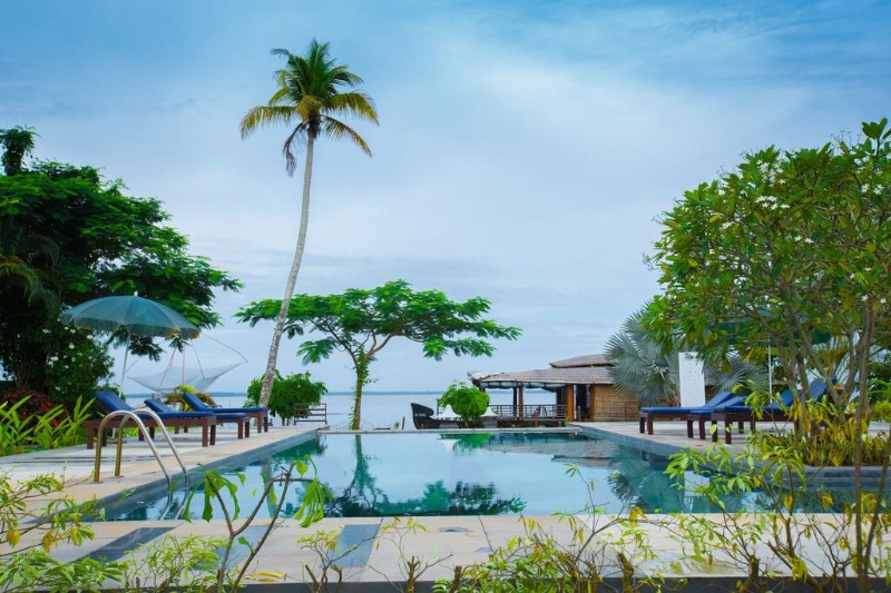 Relaxing Kerala Backwater Tour Packages