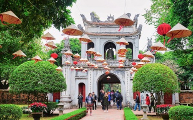 Ha Noi Arrival