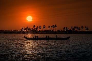 Cochin Arrival - Munnar